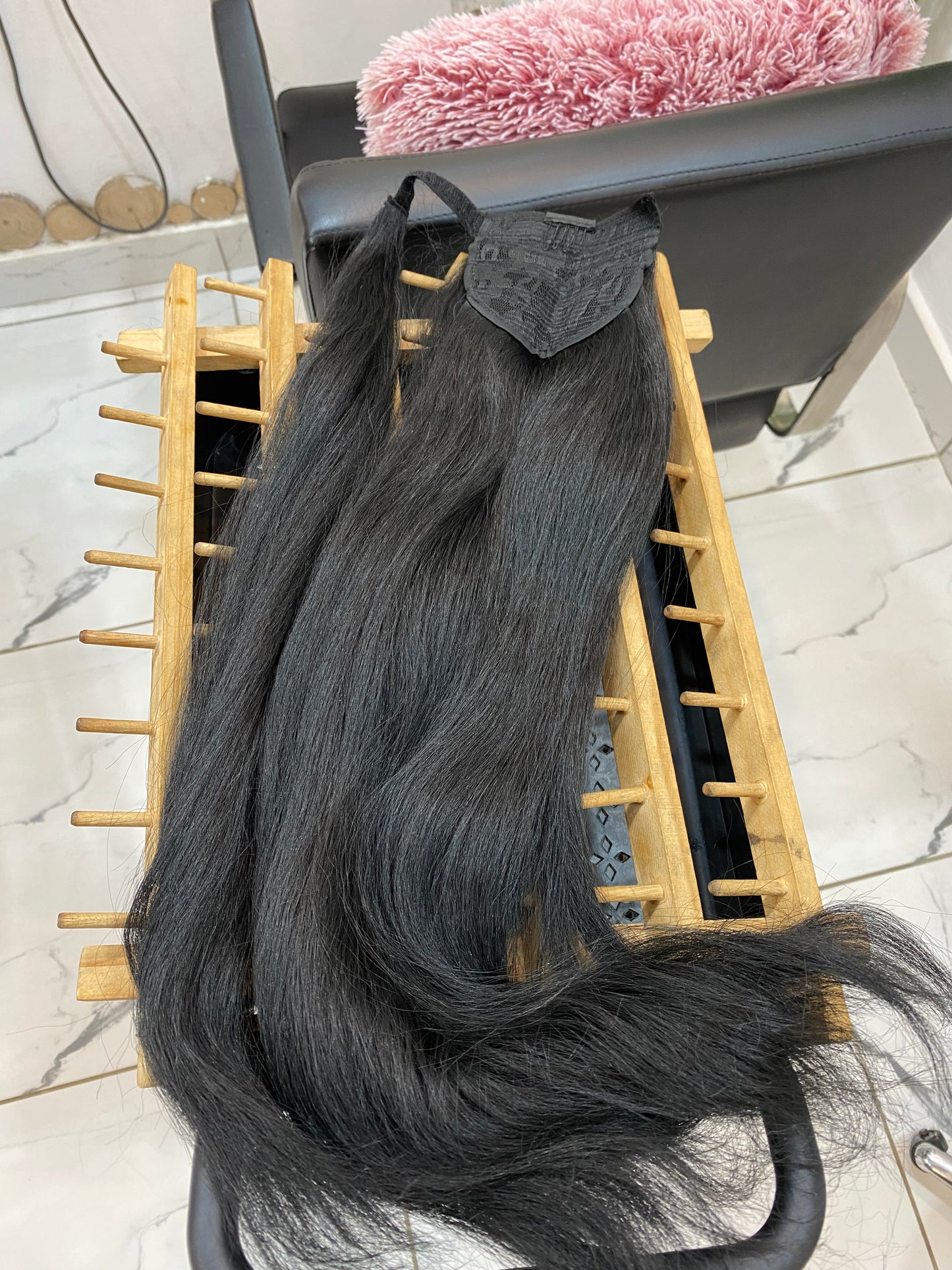 POSTICHE KINKY STRAIGHT